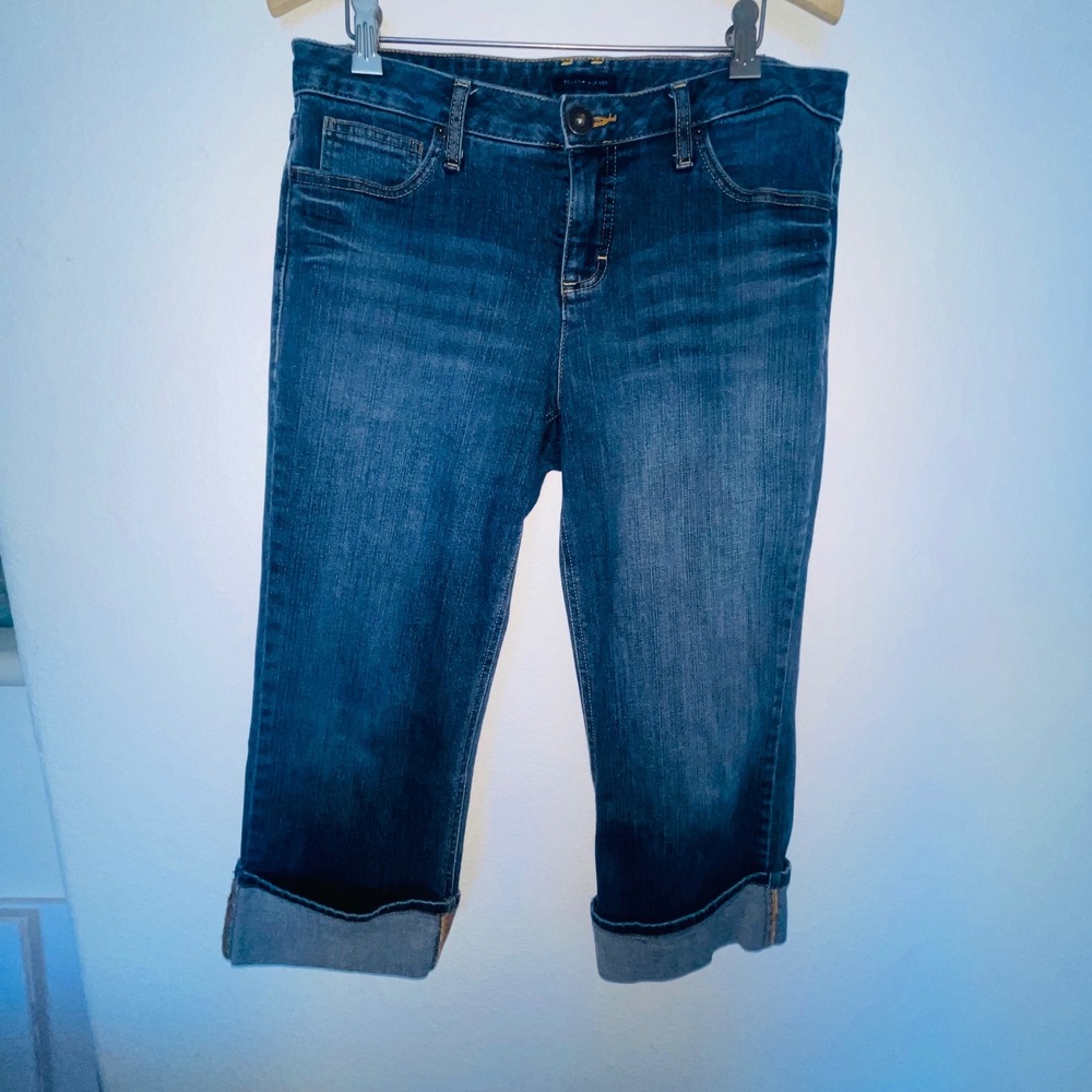 Tommy Hilfiger Womens Capri Jeans 10 Blue Cuffed Mid Rise Denim.